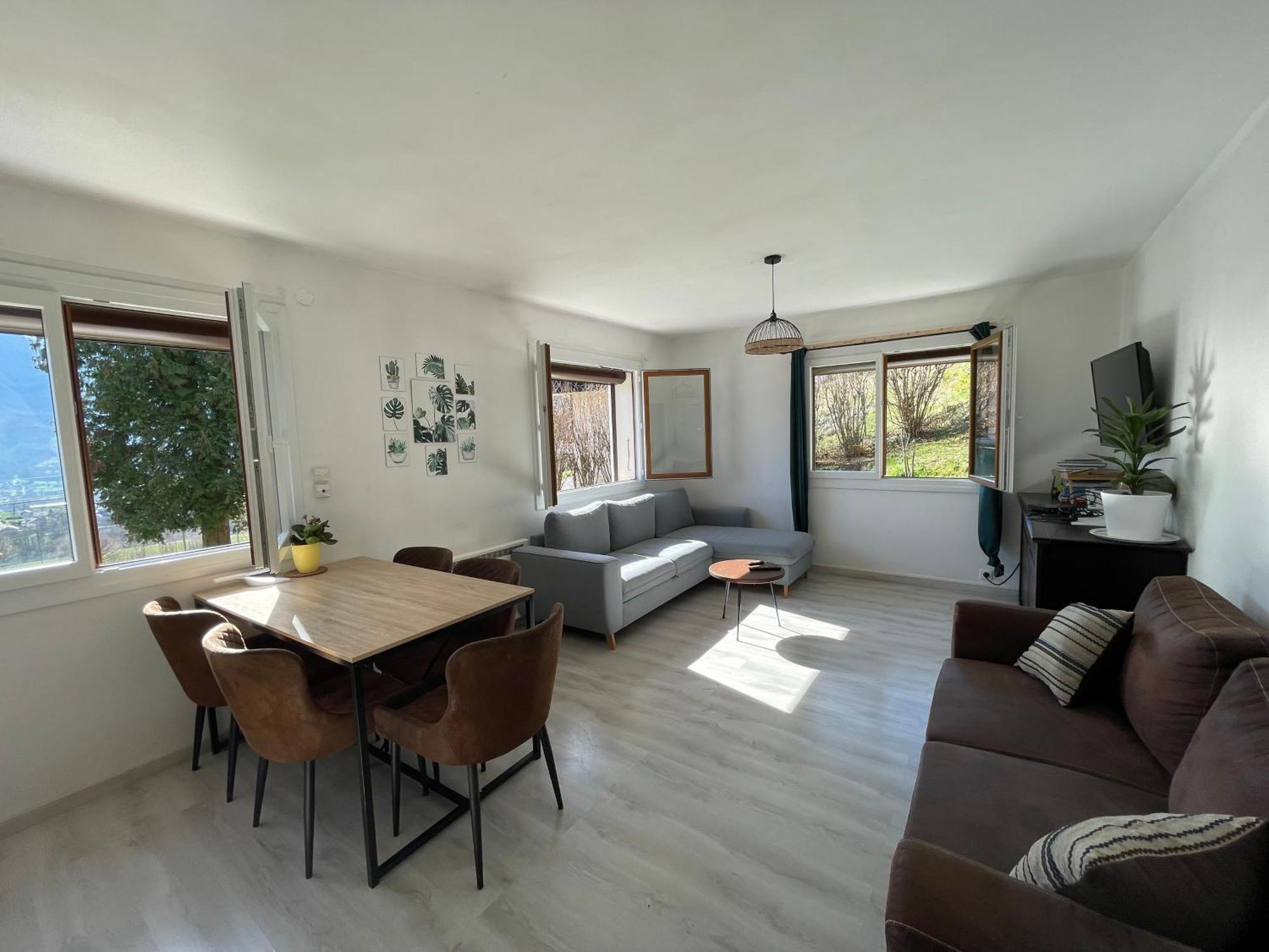 Petit Logement Cosy Dans Maison Au Calme Verrens-Arvey Buitenkant foto