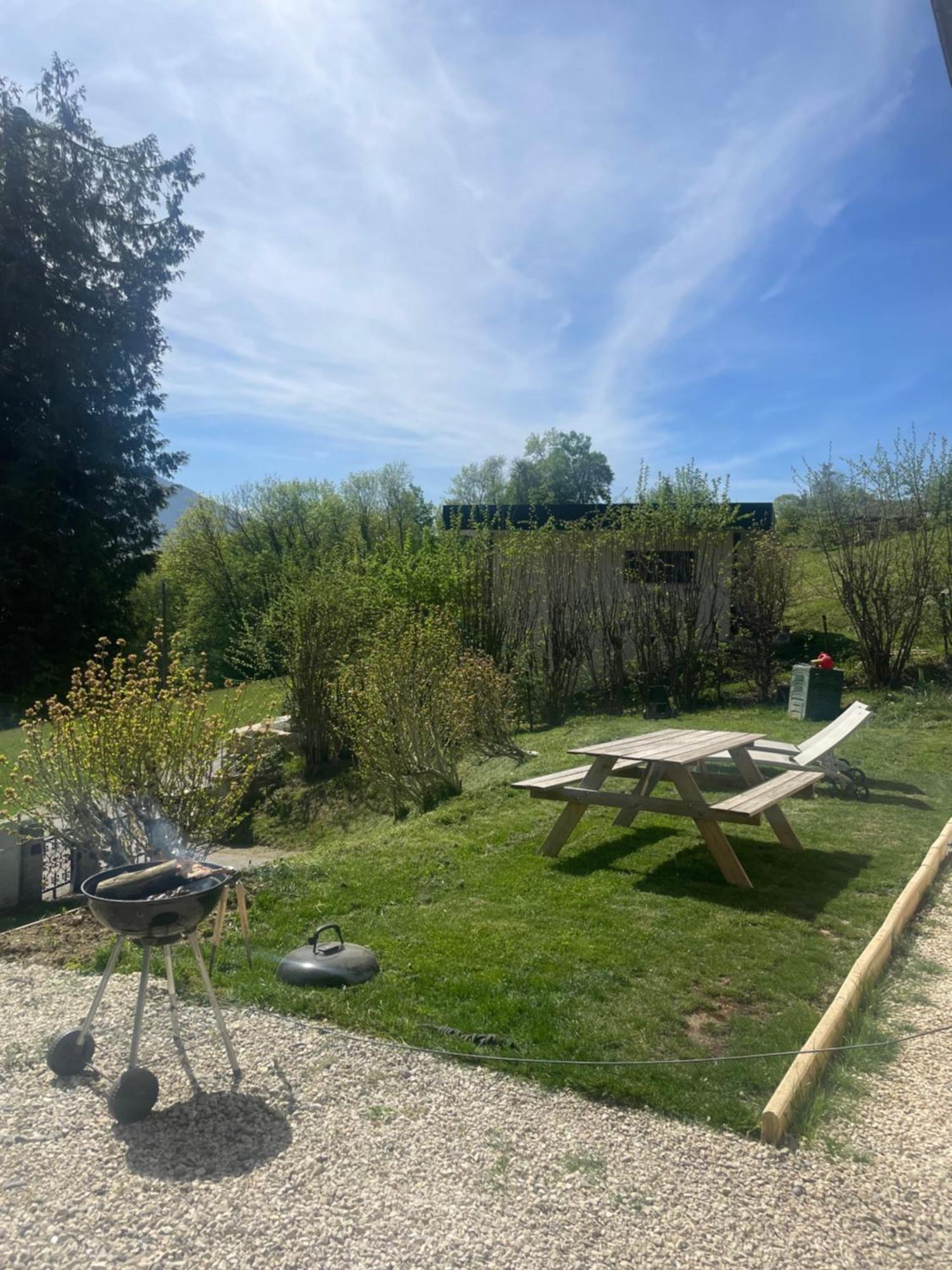 Petit Logement Cosy Dans Maison Au Calme Verrens-Arvey Buitenkant foto